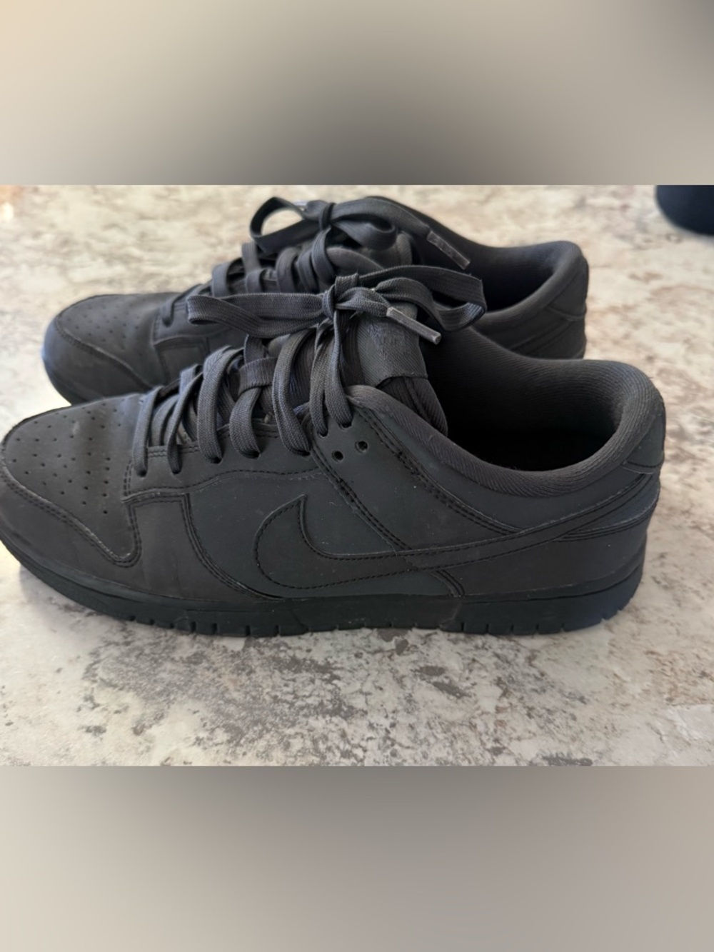 Nike Black Low-Top Leather Sneakers